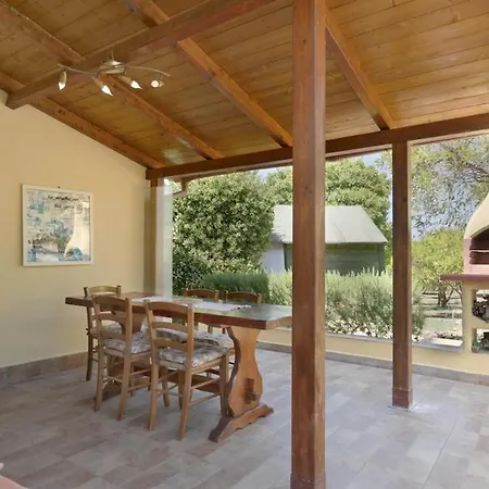 Villa Itadhome - 
